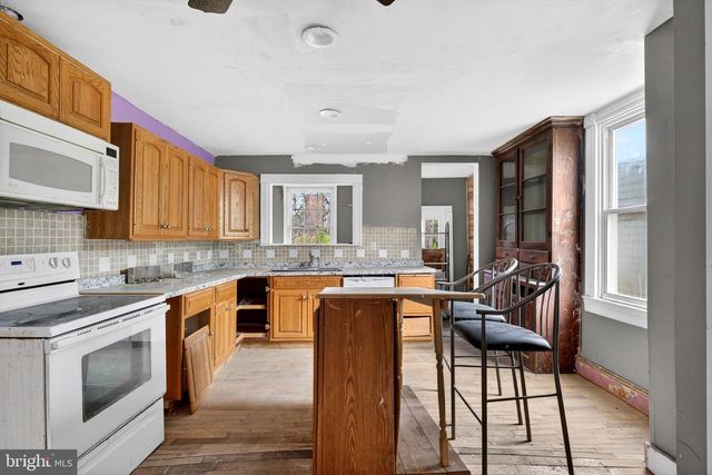 3610 FREDERICK AVE, Baltimore, MD 21229