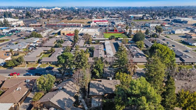 4633 N Glenn Avenue, Fresno, CA 93704