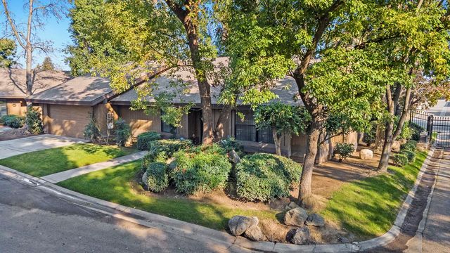 4633 N Glenn Avenue, Fresno, CA 93704