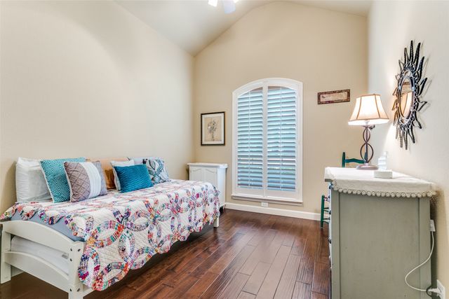 2805 Vista View Drive, Lewisville, TX 75067