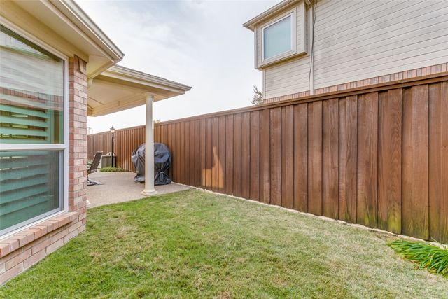 2805 Vista View Drive, Lewisville, TX 75067