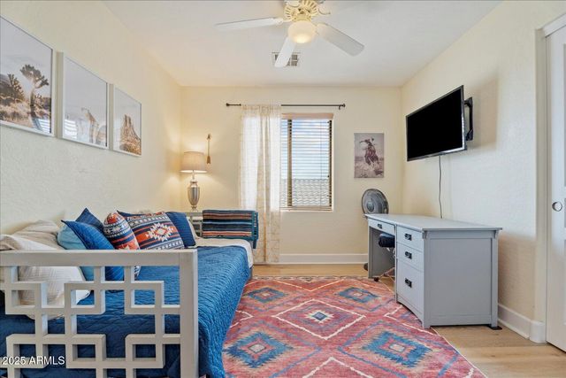 6275 S SALT CEDAR Place, Chandler, AZ 85249