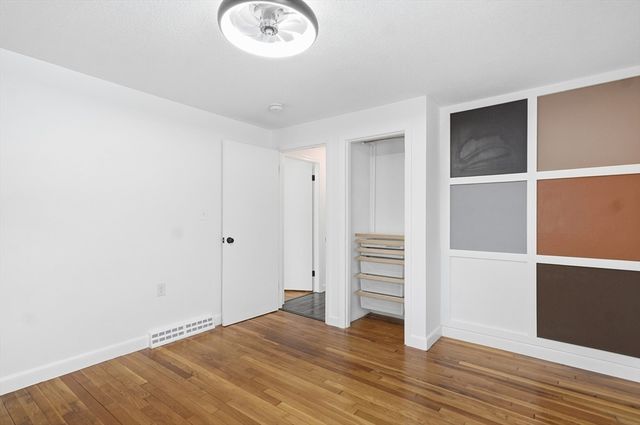 37 Lexington Avenue, Methuen, MA 01844