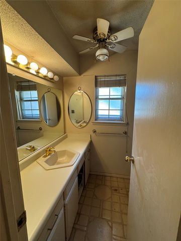 755 Winter Lane, Claremore, OK 74017