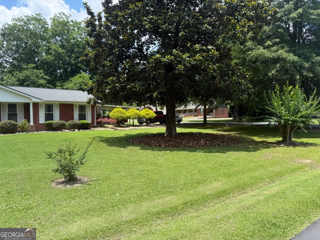 100 Pine Street, Fayetteville, GA 30214