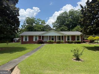 100 Pine Street, Fayetteville, GA 30214
