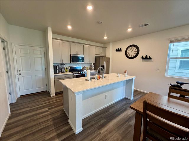20941 E 60th Avenue, Aurora, CO 80019
