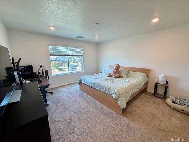 20941 E 60th Avenue, Aurora, CO 80019