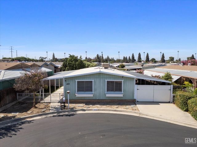 605 46th Street, Bakersfield, CA 93301