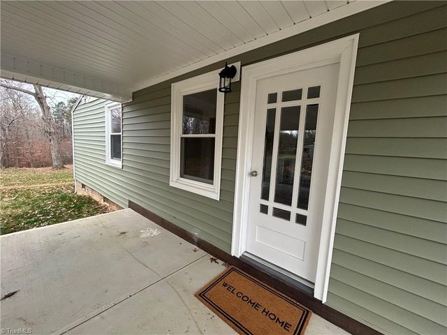 7280 Dennis Road, Walnut Cove, NC 27052