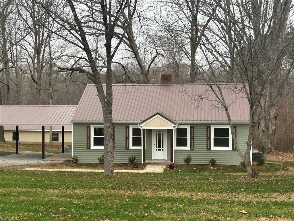 7280 Dennis Road, Walnut Cove, NC 27052