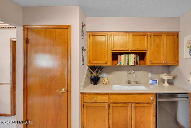 2494 STONEBRIDGE Drive, Orange Park, FL 32065