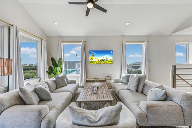 4110 Isla Del Sol, Galveston, TX 77554