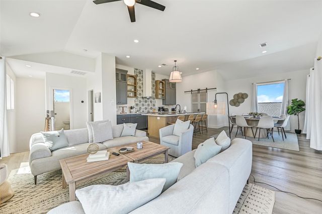 4110 Isla Del Sol, Galveston, TX 77554