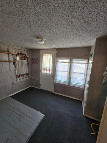 918 NW 1st Avenue, Miami, OK 74354