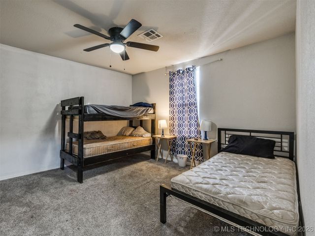 228 E Mohawk Boulevard, Tulsa, OK 74106