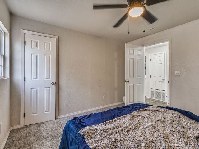 228 E Mohawk Boulevard, Tulsa, OK 74106