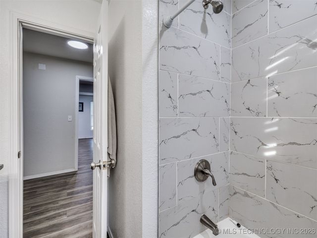 228 E Mohawk Boulevard, Tulsa, OK 74106