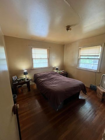 1508 FIR PL 1-4, Columbia, MO 65201