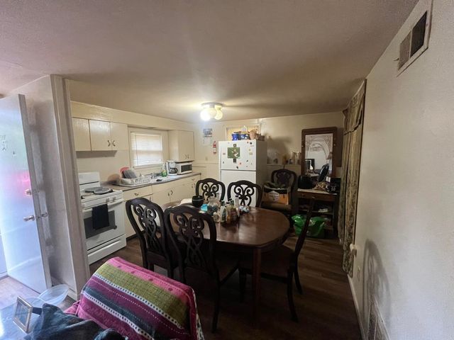 1508 FIR PL 1-4, Columbia, MO 65201