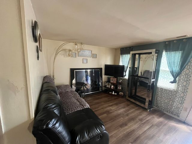 1508 FIR PL 1-4, Columbia, MO 65201