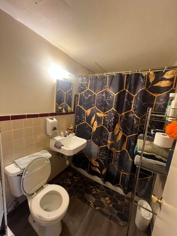 1508 FIR PL 1-4, Columbia, MO 65201