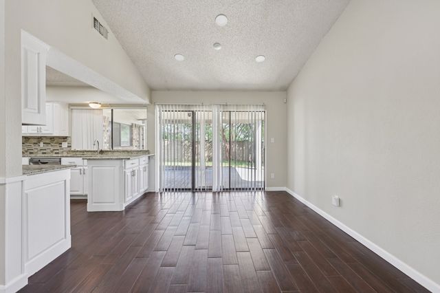 4613 Amherst Lane, Grand Prairie, TX 75052