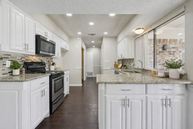 4613 Amherst Lane, Grand Prairie, TX 75052