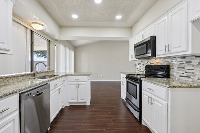 4613 Amherst Lane, Grand Prairie, TX 75052