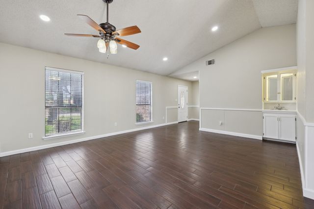 4613 Amherst Lane, Grand Prairie, TX 75052