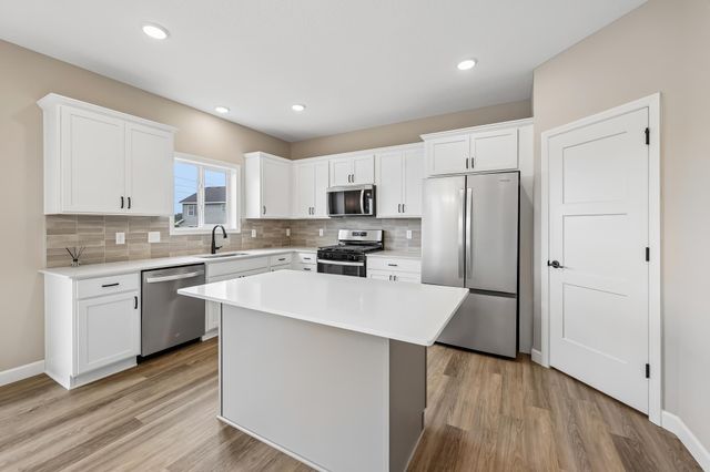 4519 89th Street NE, Monticello, MN 55328
