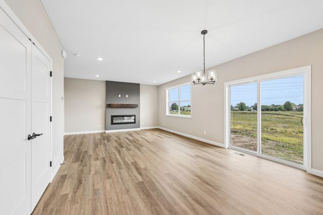4519 89th Street NE, Monticello, MN 55328
