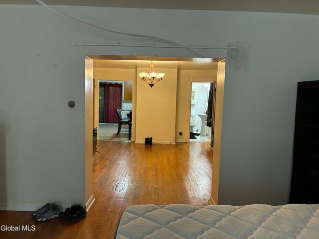 229 Green Street, Schenectady, NY 12305