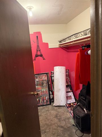 622 Crestway St, Wellington, KS 67152