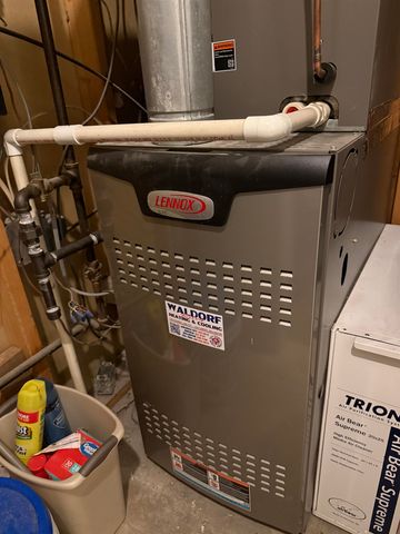 622 Crestway St, Wellington, KS 67152