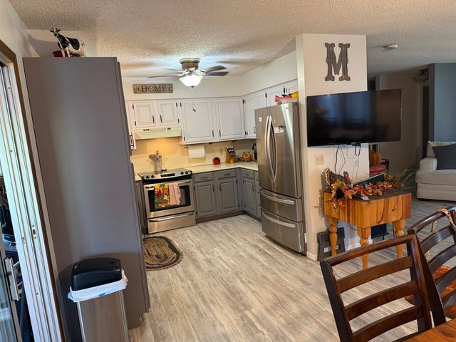 622 Crestway St, Wellington, KS 67152