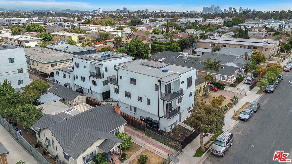 4703 Saturn Street, Los Angeles, CA 90019 — photo 4