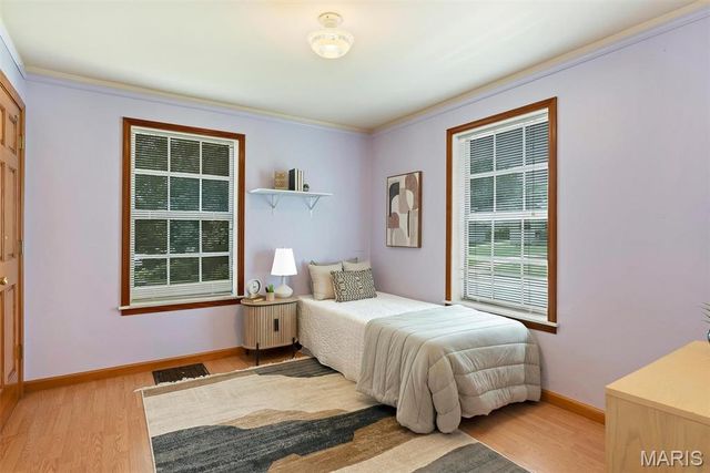 3246 Airway Avenue, Breckenridge Hills, MO 63114