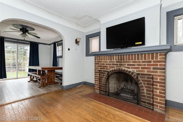 15223 Thomas Avenue, Allen Park, MI 48101