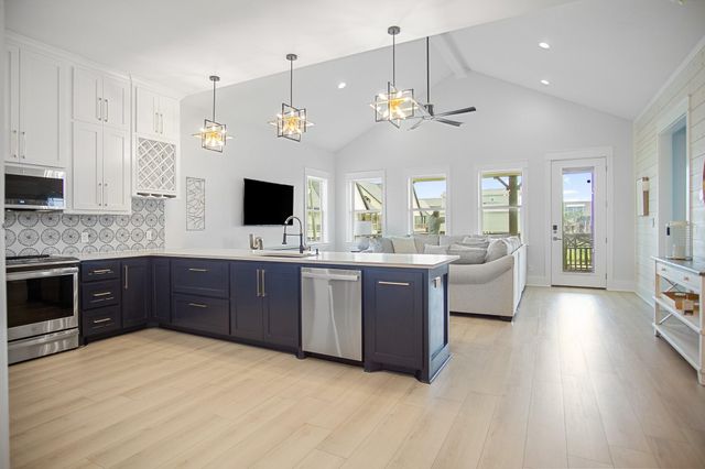 1834 Redfish Lane, Crystal Beach, TX 77650