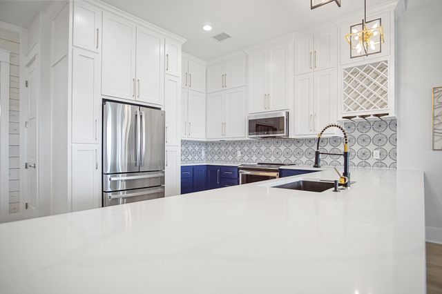 1834 Redfish Lane, Crystal Beach, TX 77650