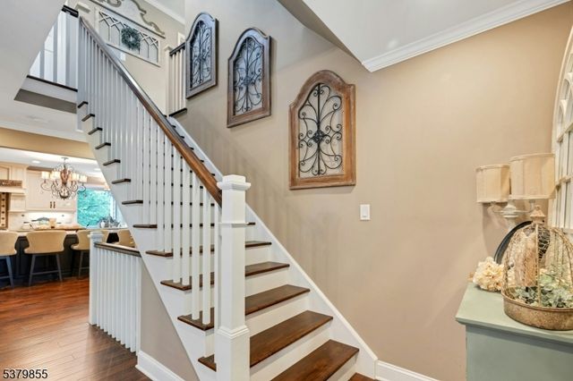 90 Sunrise Dr, Long Hill Twp., NJ 07933