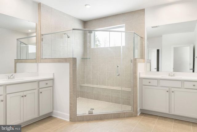 11572 CHAPMAN MILL DR, Glen Allen, VA 23060