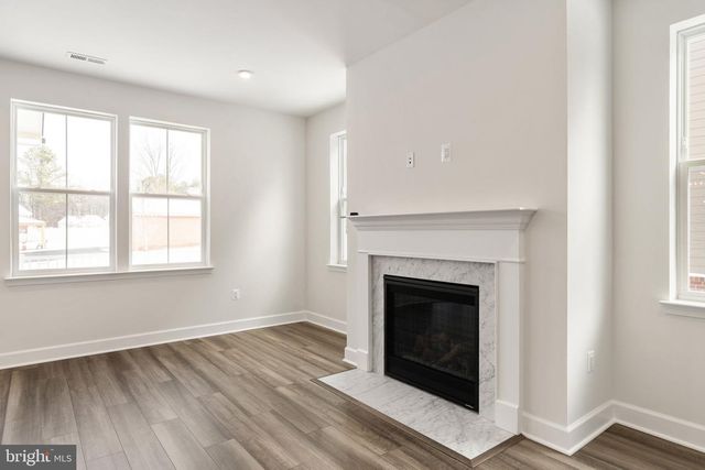 11572 CHAPMAN MILL DR, Glen Allen, VA 23060