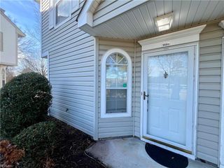 1688 Cottenham LN, Virginia Beach, VA 23454