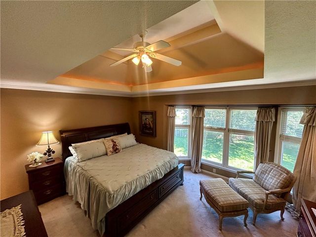 7608 NW 76th Place, Kansas City, MO 64152