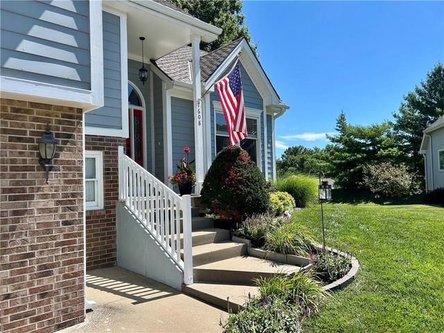 7608 NW 76th Place, Kansas City, MO 64152