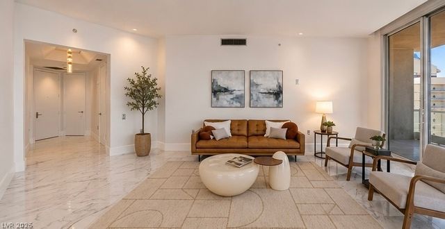 2777 Paradise Road 3605, Las Vegas, NV 89109