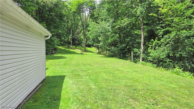 17015 Mcintosh Road, Wellsville, OH 43968
