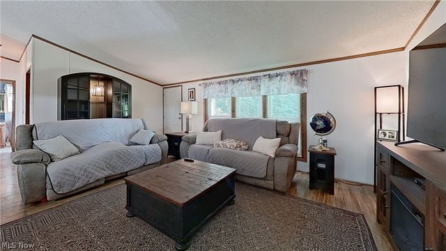 17015 Mcintosh Road, Wellsville, OH 43968